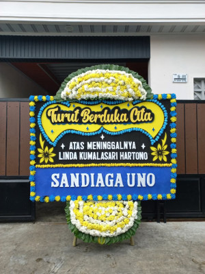 Papan Bunga Duka di Maos